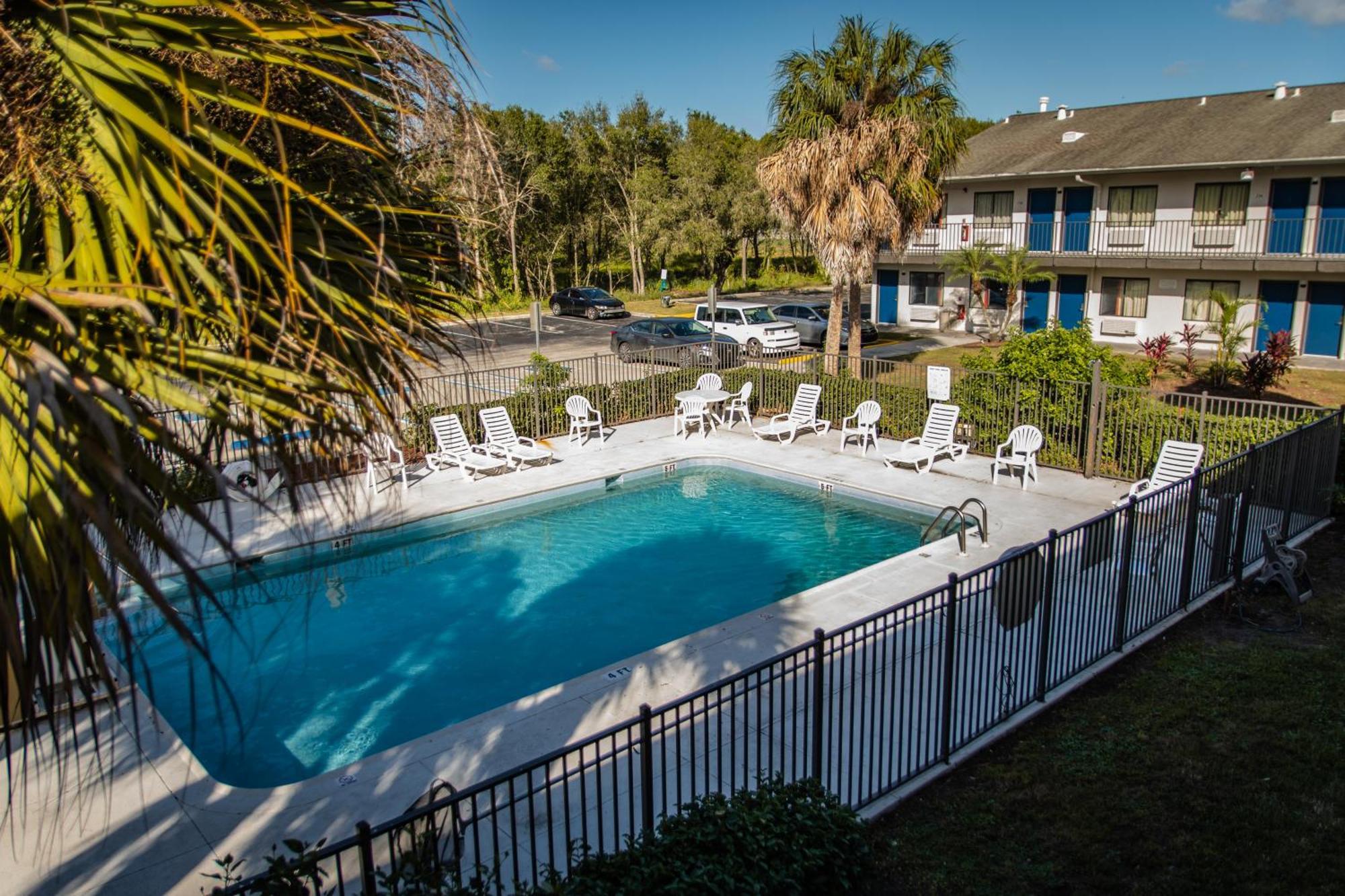 Motel 6-Ft. Pierce, Fl フォート・ピアス エクステリア 写真