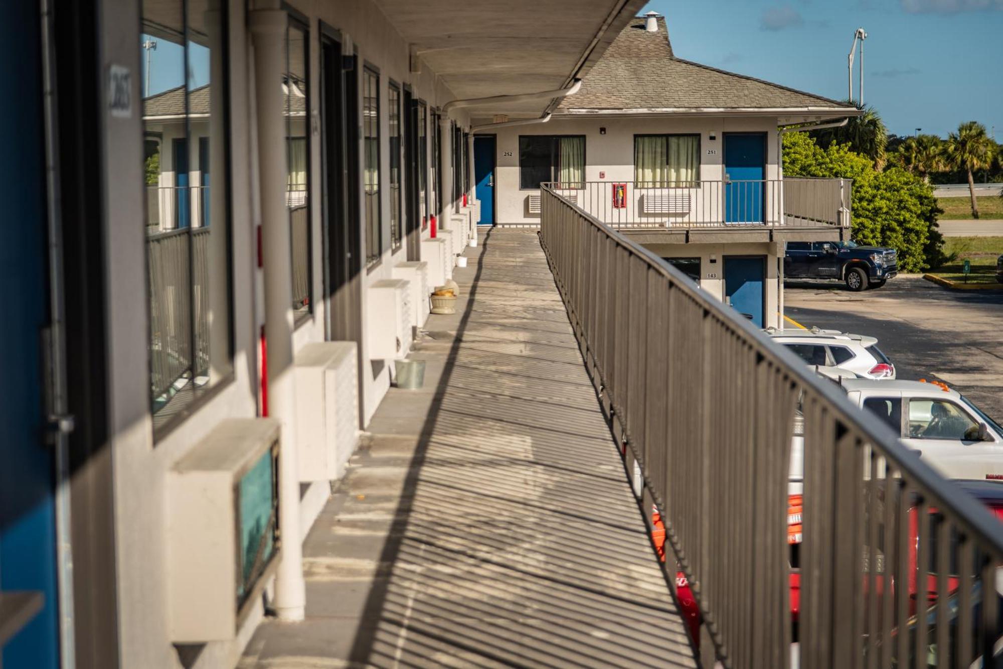 Motel 6-Ft. Pierce, Fl フォート・ピアス エクステリア 写真