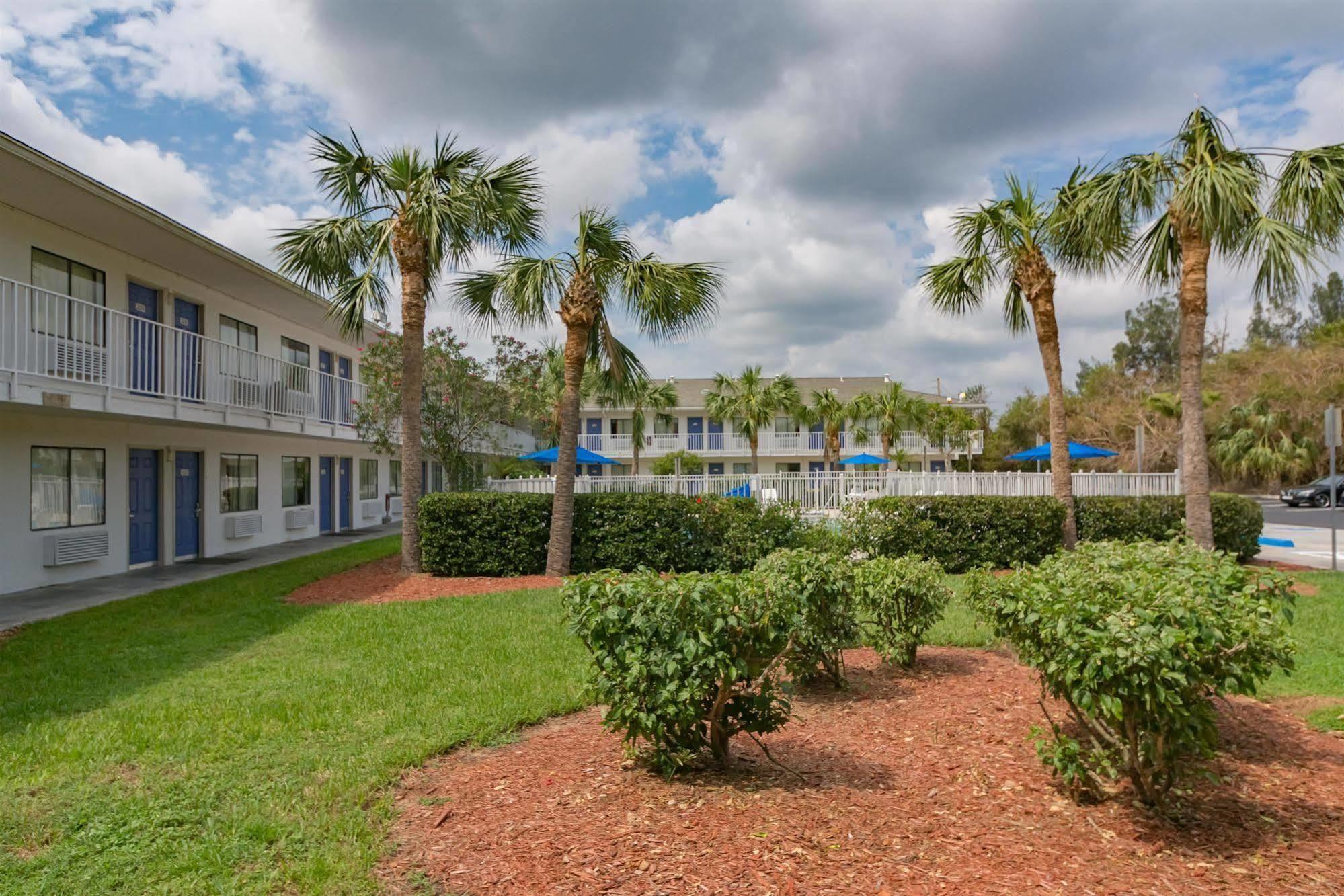 Motel 6-Ft. Pierce, Fl フォート・ピアス エクステリア 写真