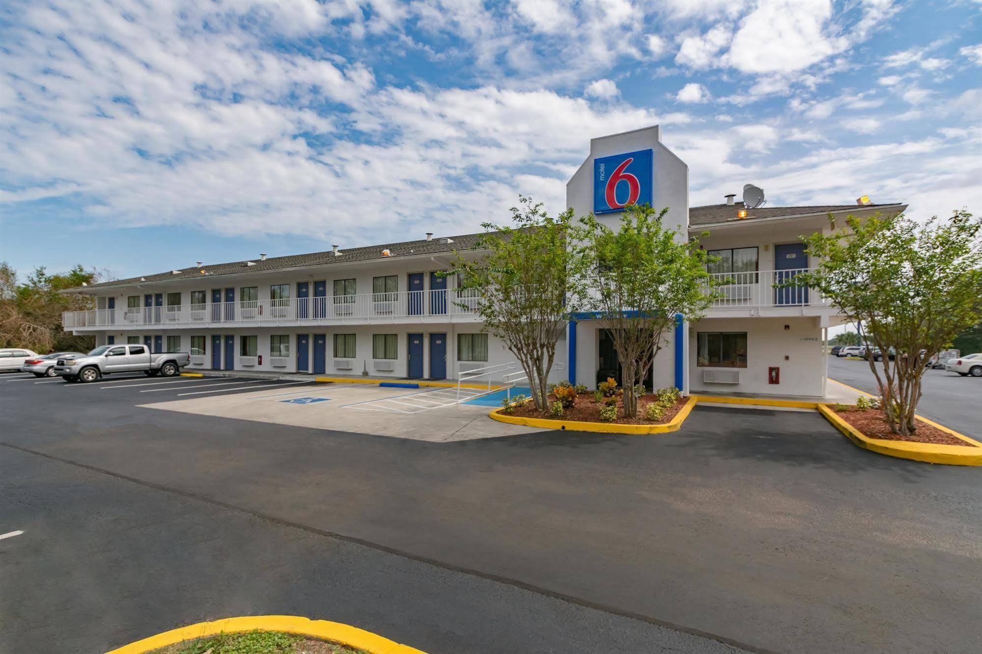 Motel 6-Ft. Pierce, Fl フォート・ピアス エクステリア 写真