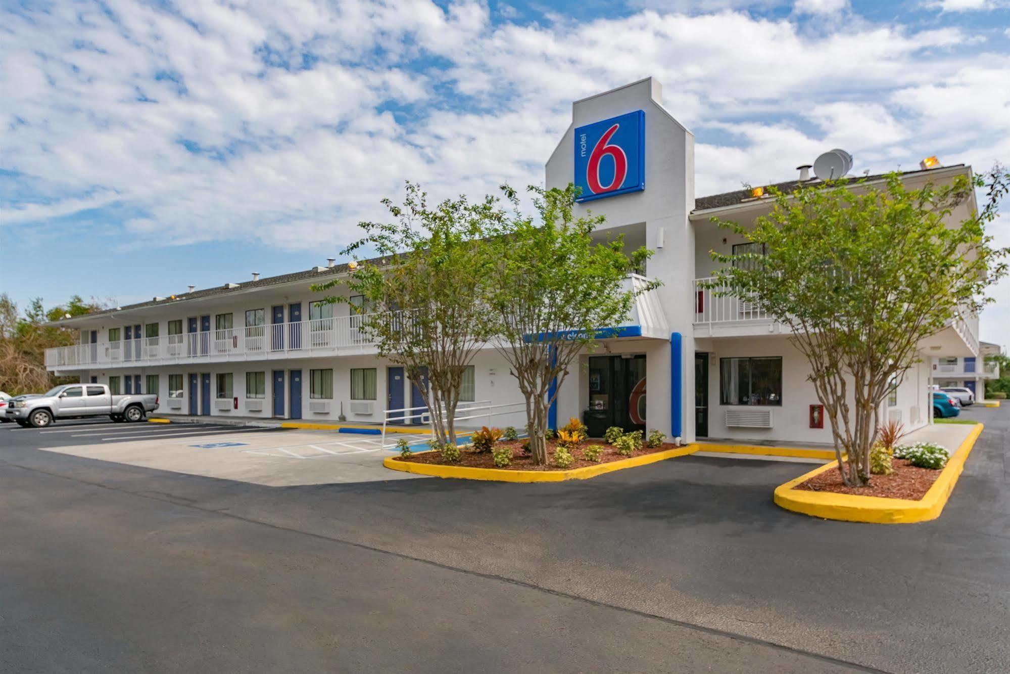 Motel 6-Ft. Pierce, Fl フォート・ピアス エクステリア 写真
